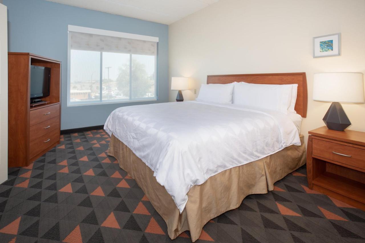 Holiday Inn & Suites Goodyear - West Phoenix Area By Ihg Extérieur photo